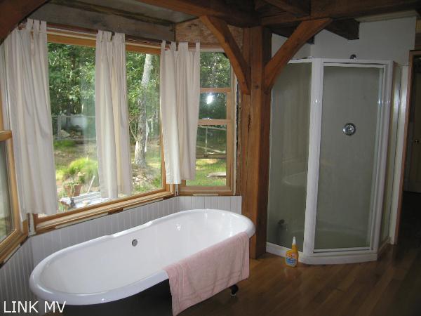 155 Litchfield Road Edgartown, MA 02539 - Photo 17 of 34 http://d1qzqeyxiitrap.cloudfront.net/photos/22427/600/a06b00b1.jpg