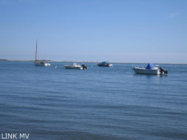 155 Litchfield Road Edgartown, MA 02539 - Photo 34 of 34 http://d1qzqeyxiitrap.cloudfront.net/photos/22427/600/168e84d9.jpg