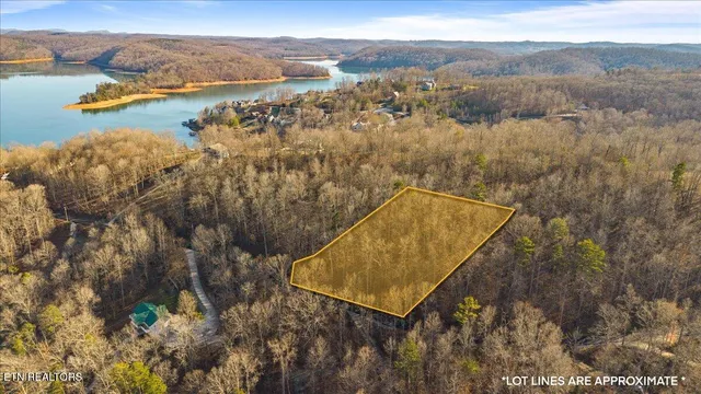 $29,900 | Shanghai Landing Lane, La Follette, TN 37766
