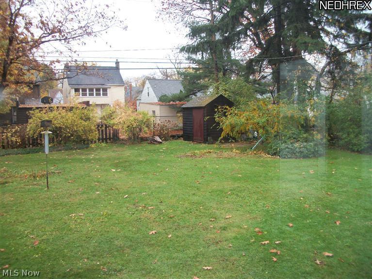 1203 Sylvania Road Cleveland Heights, OH 44121 - Photo 15 of 17