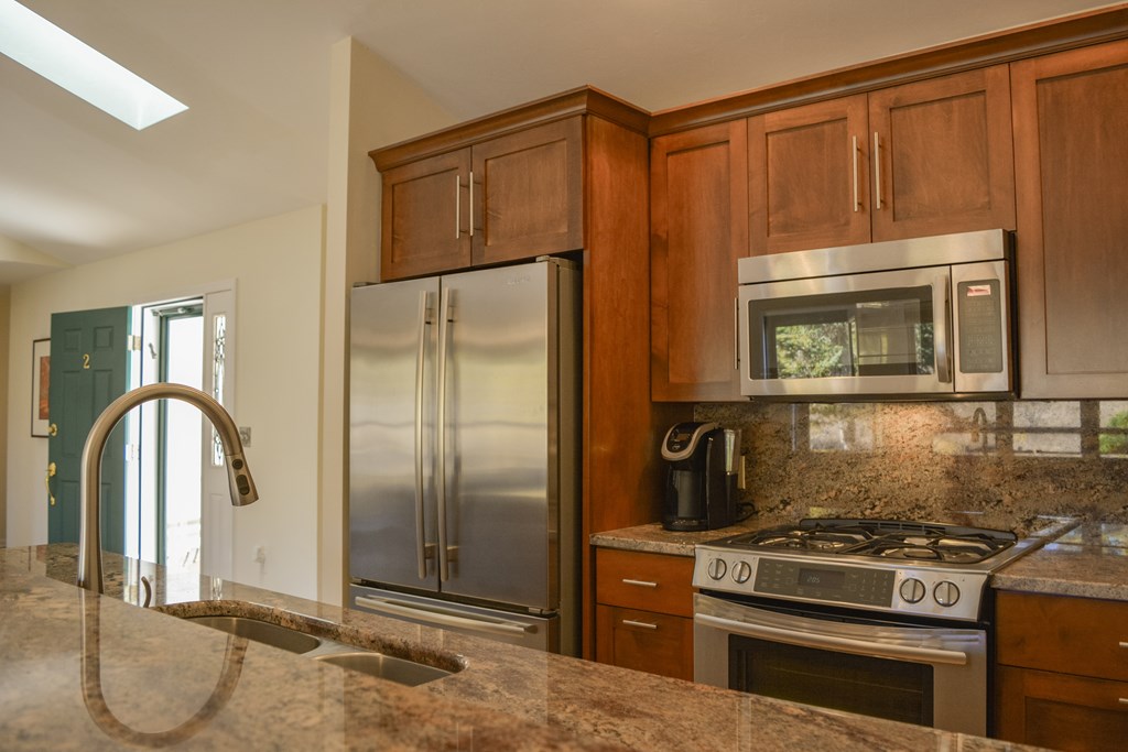 7842 Eames Farm Road, Unit X2 Egg Harbor, WI 54209 - Photo 9 of 40