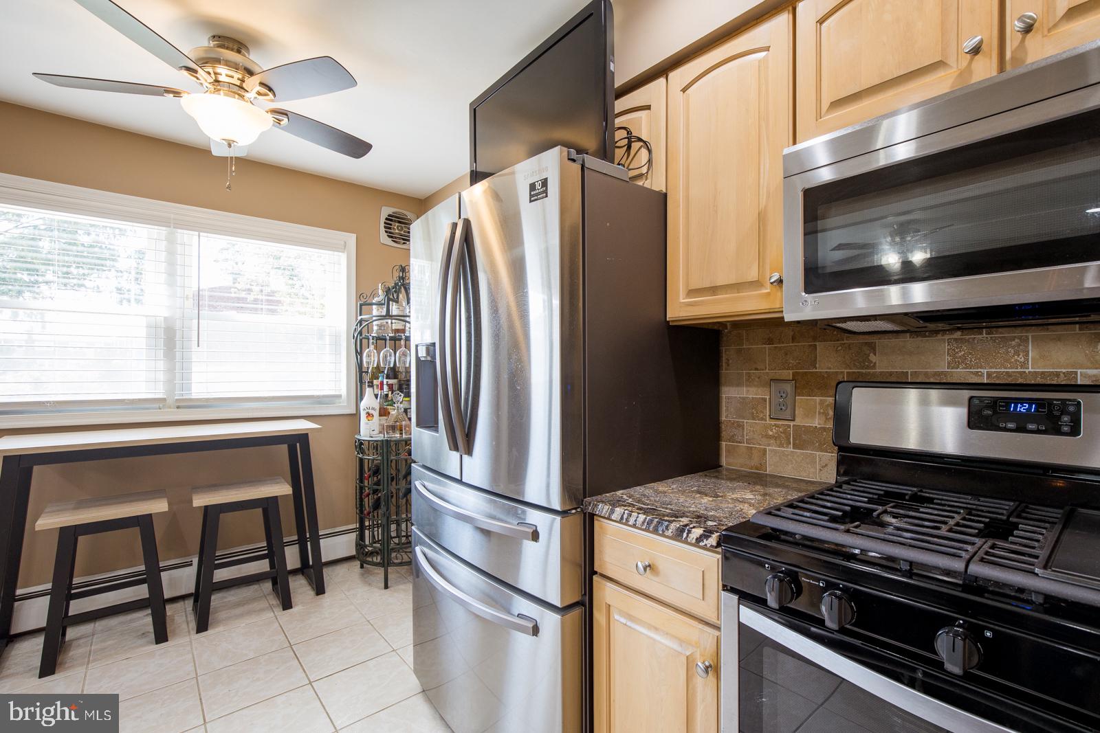 3538 Carey Road Philadelphia, PA 19154 - Photo 14 of 30 Kitchen