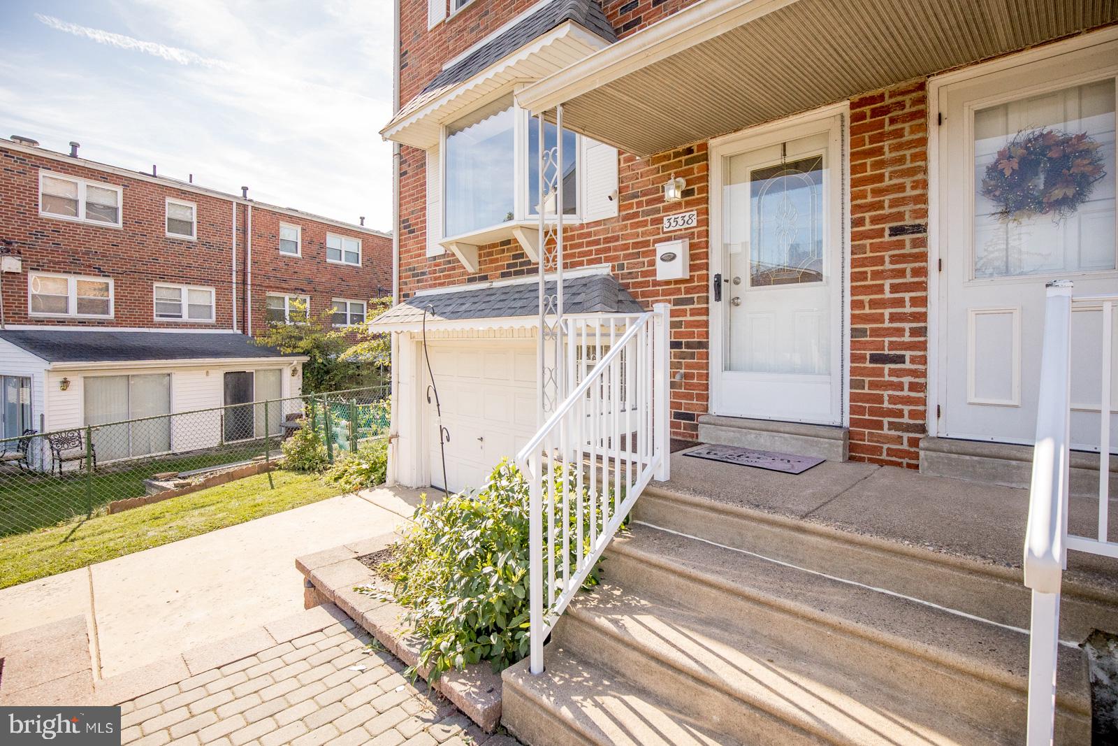3538 Carey Road Philadelphia, PA 19154 - Photo 3 of 30 View