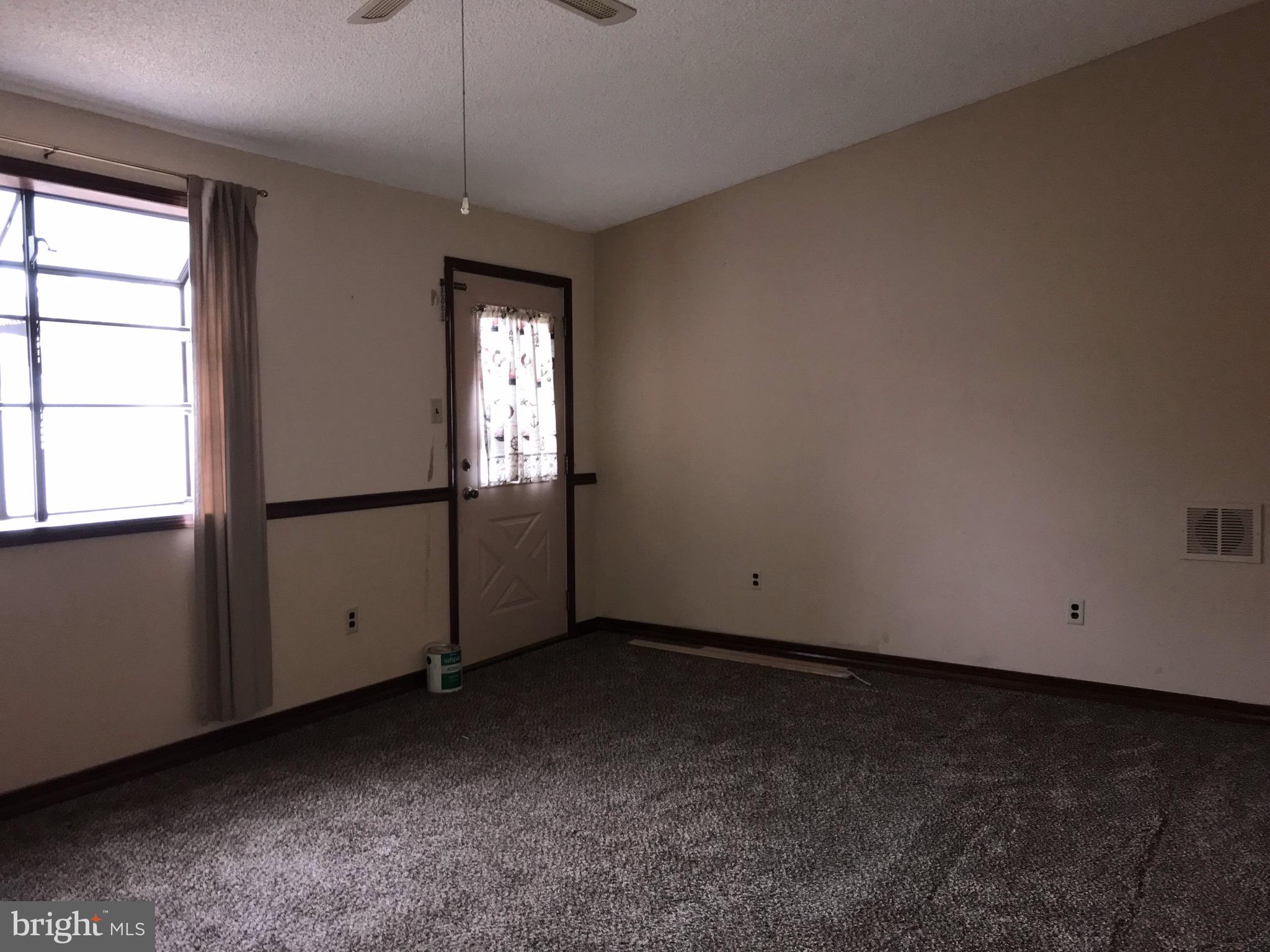 466 Wayne Road Bellmawr, NJ 08031 - Photo 11 of 25