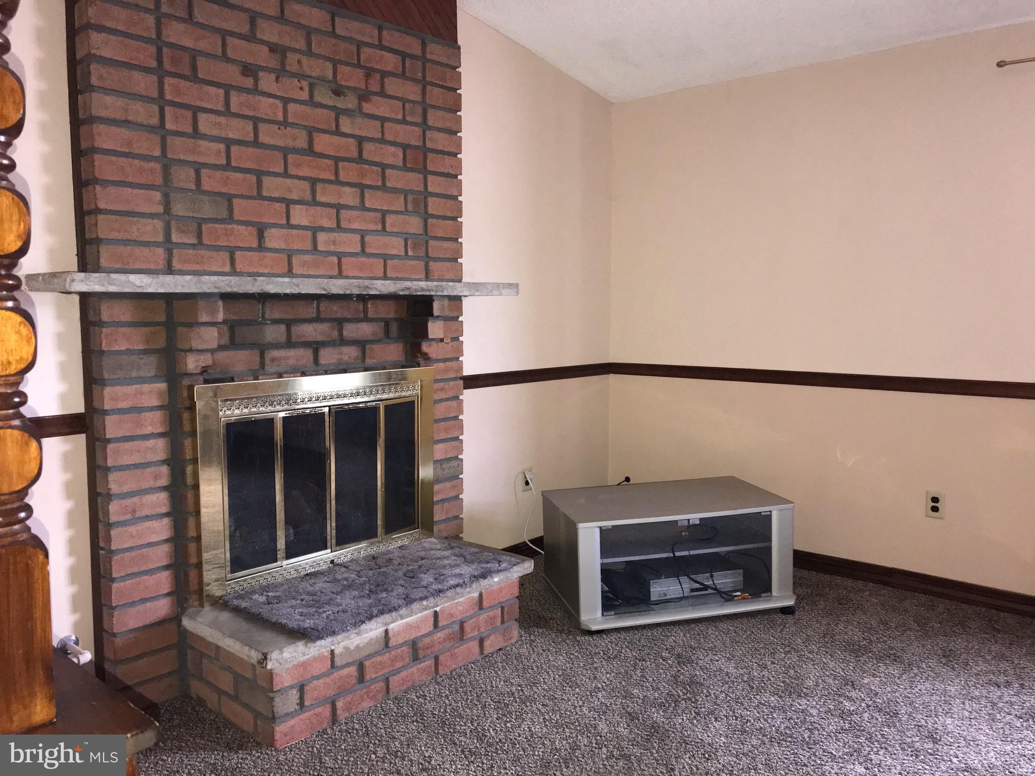 466 Wayne Road Bellmawr, NJ 08031 - Photo 12 of 25