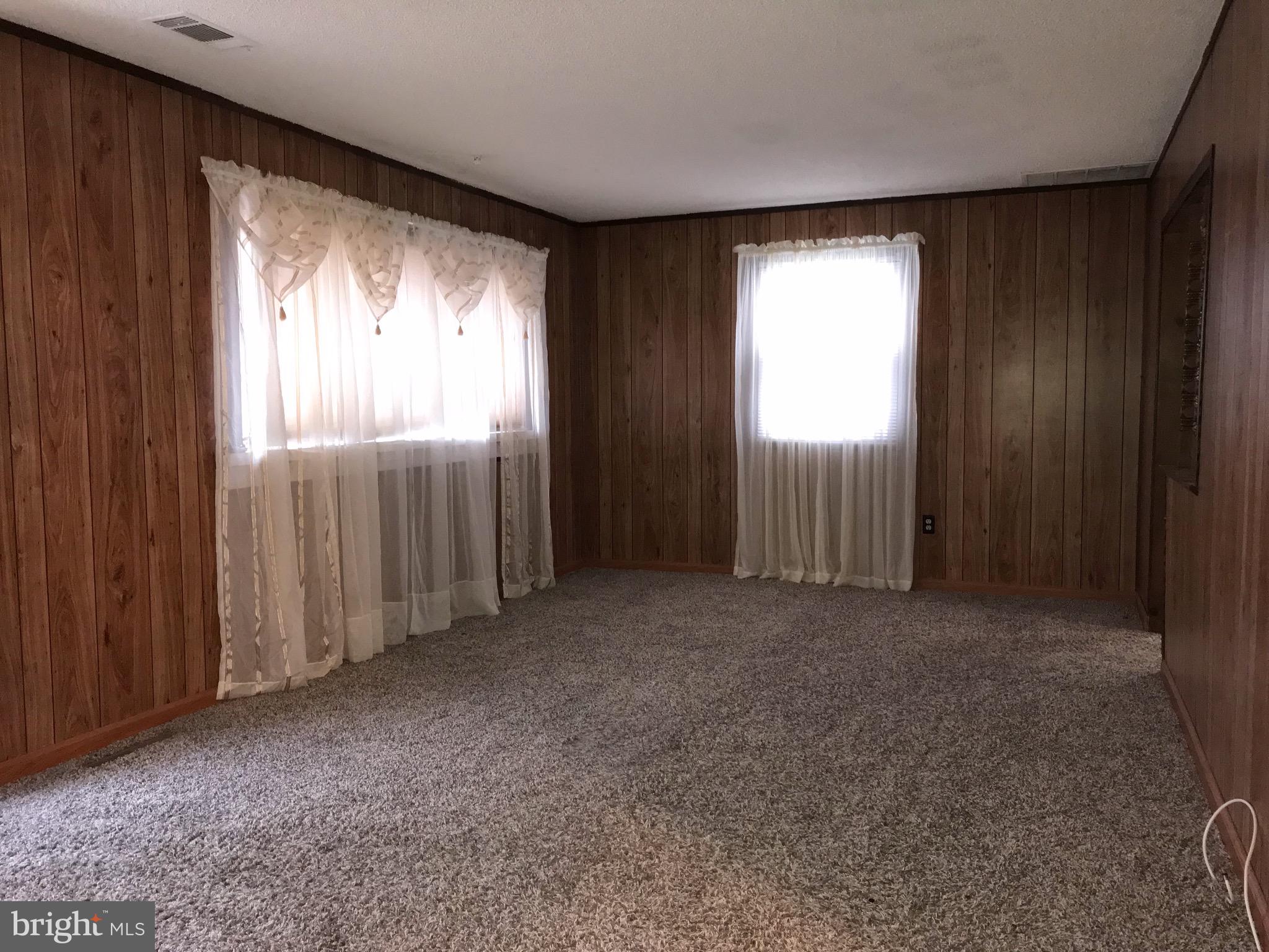 466 Wayne Road Bellmawr, NJ 08031 - Photo 4 of 25