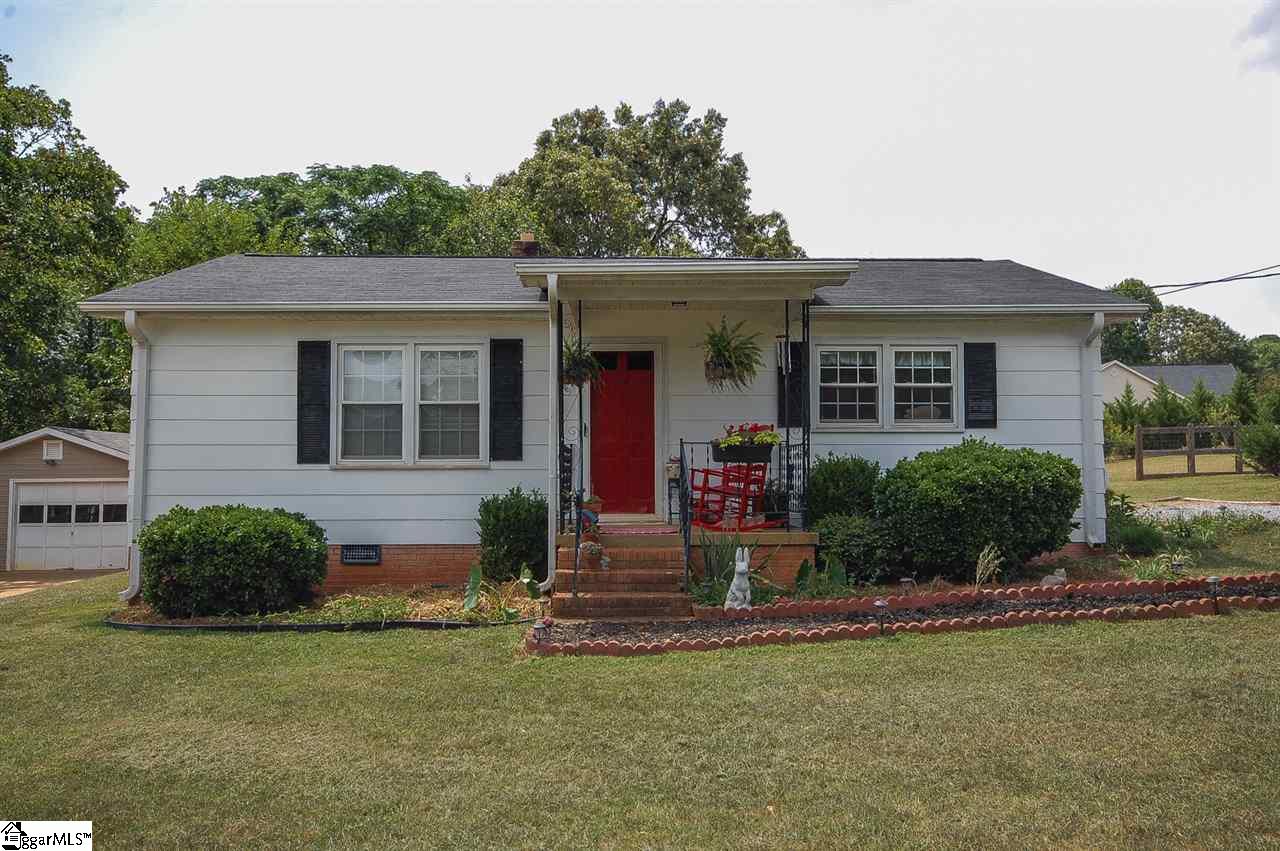 112 State Rd S-42-657 Duncan, SC 29334 - Photo 1 of 20