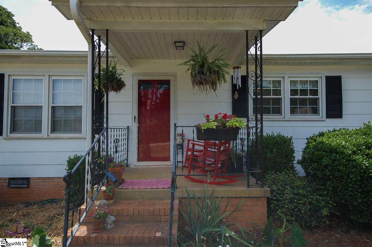 112 State Rd S-42-657 Duncan, SC 29334 - Photo 2 of 20