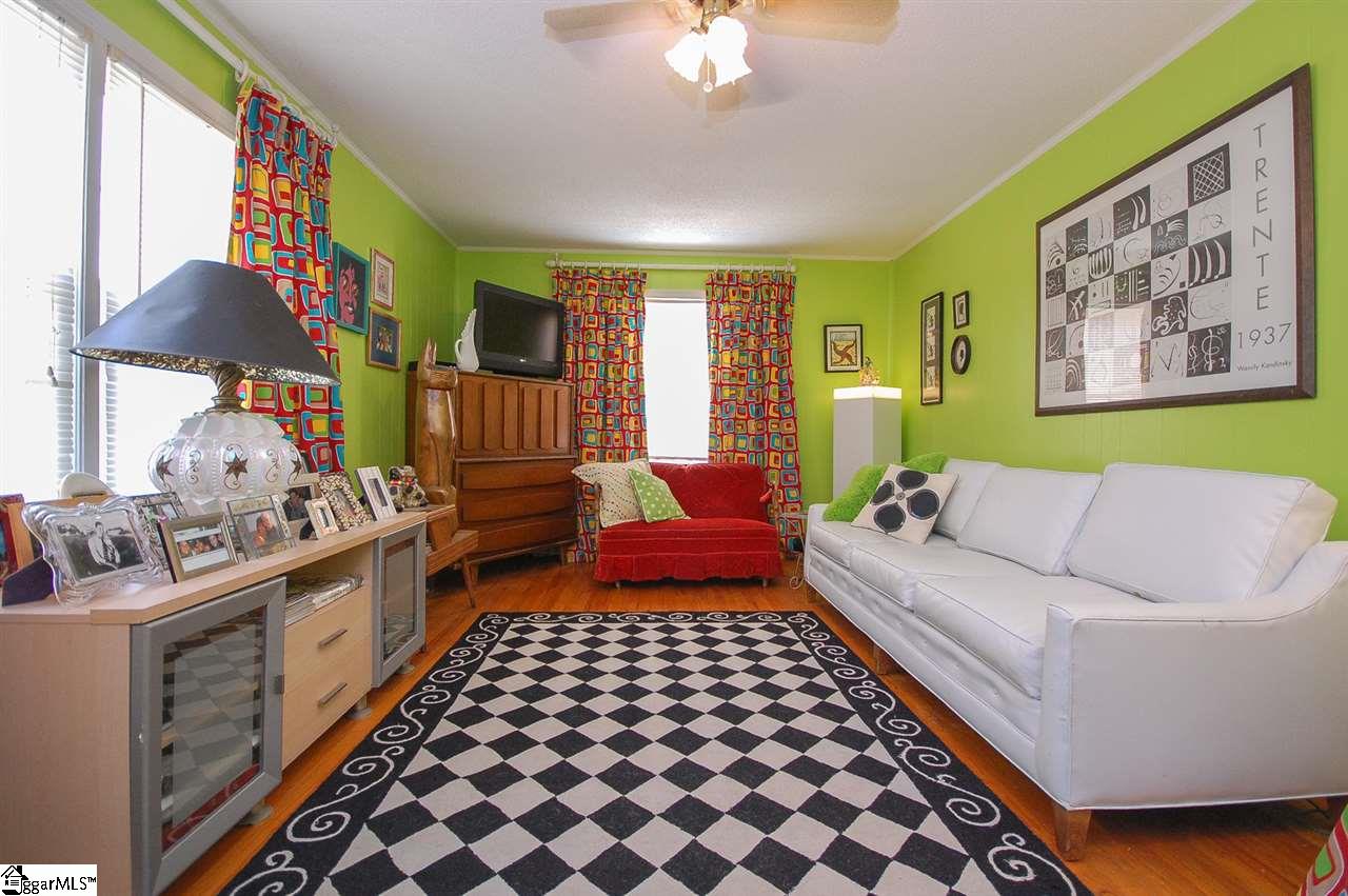 112 State Rd S-42-657 Duncan, SC 29334 - Photo 5 of 20