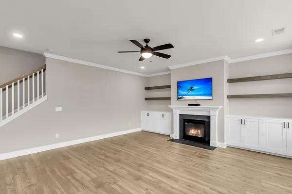 $575,000 | 687 Black Pine Road, Moncks Corner, SC 29461