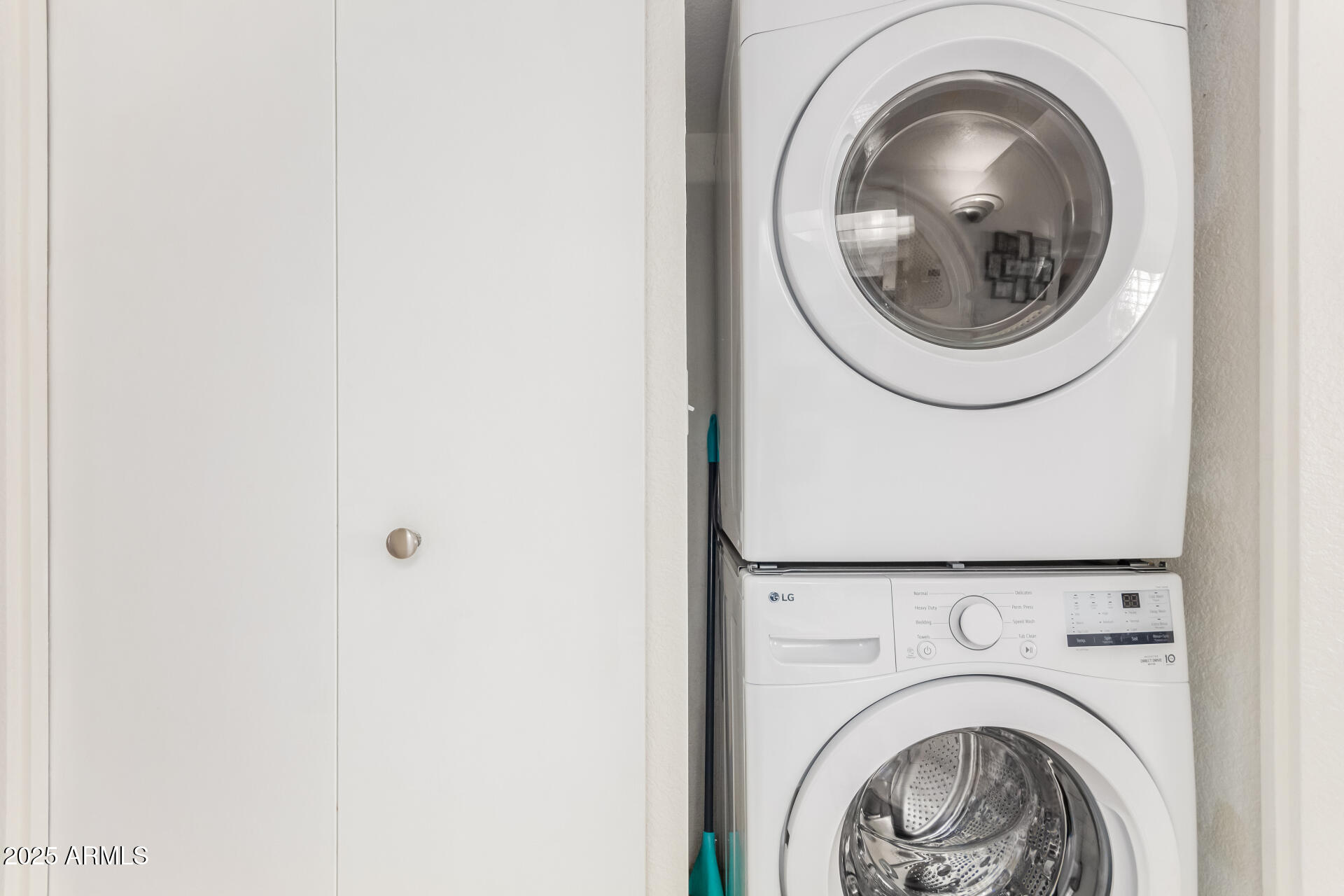 214 East Ruth Avenue, Unit 312 Phoenix, AZ 85020 - Photo 26 of 32 26 Ruth