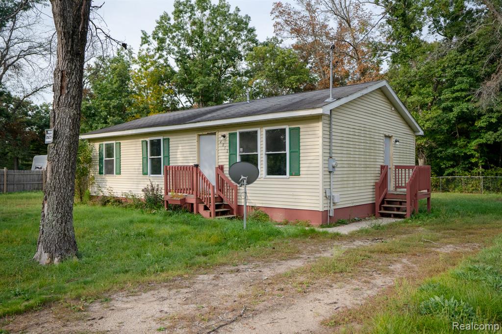 4052 South Harvard Avenue Baldwin, MI 49304 - Photo 2 of 43