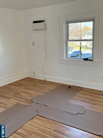 $1,800 | 148 Hamilton Avenue, Lodi, NJ 07644