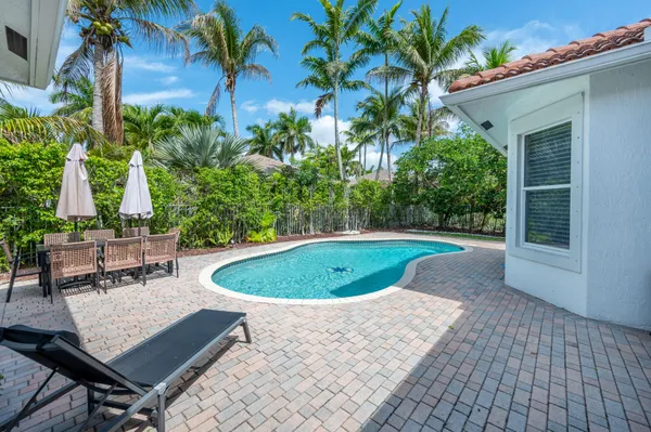 $6,450 | 2002 Schooner Lane, Weston, FL 33327