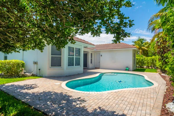 $6,450 | 2002 Schooner Lane, Weston, FL 33327