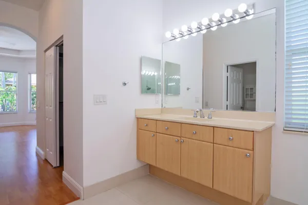 $6,450 | 2002 Schooner Lane, Weston, FL 33327
