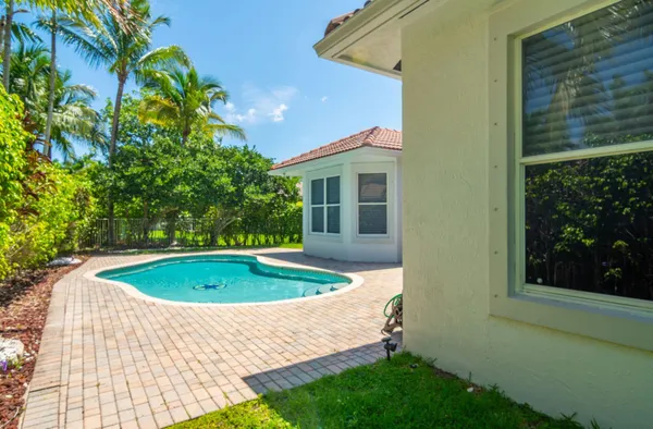 $6,450 | 2002 Schooner Lane, Weston, FL 33327