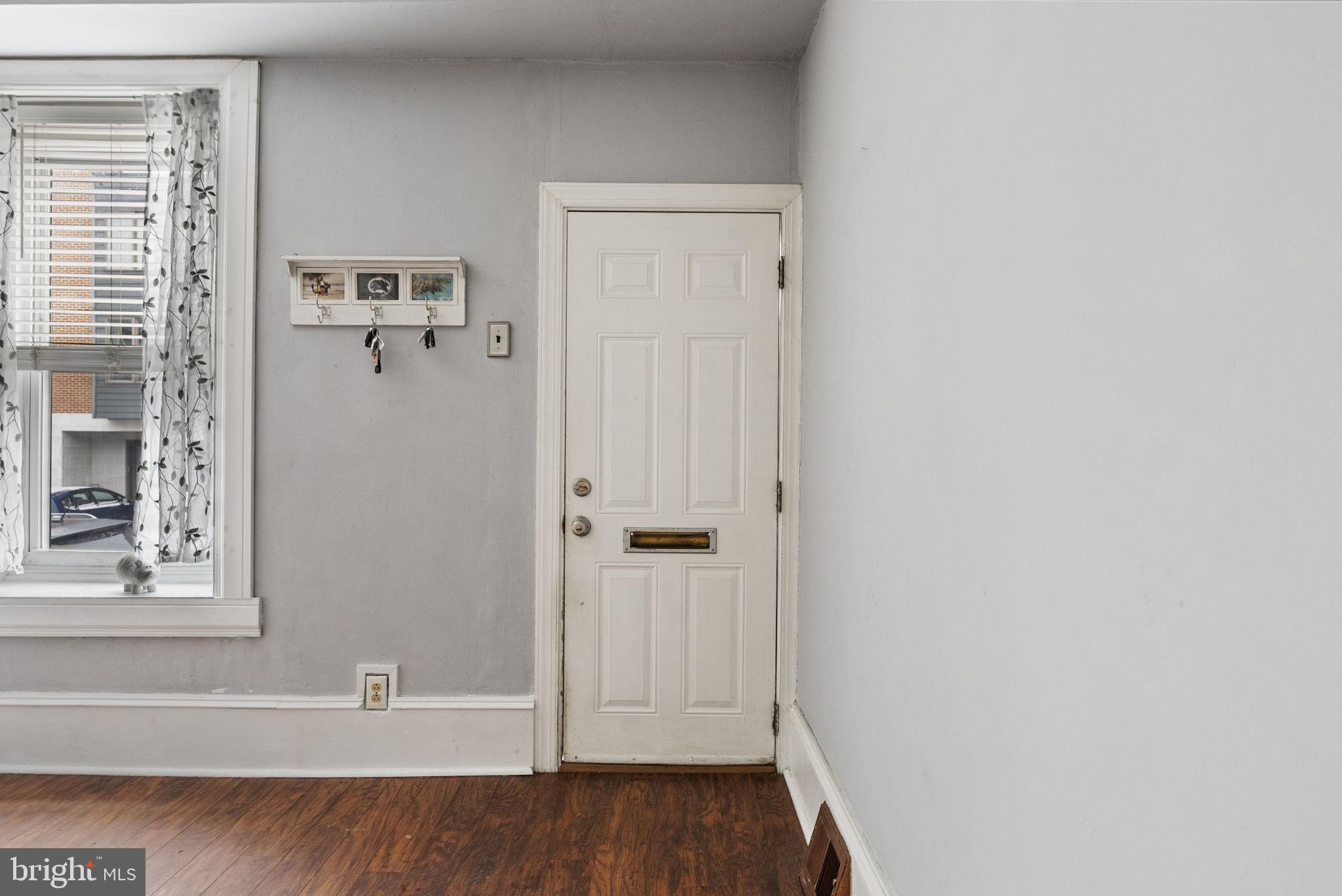 4349 Terrace Street Philadelphia, PA 19128 - Photo 4 of 25 a view of bathroom with bathtub and shower