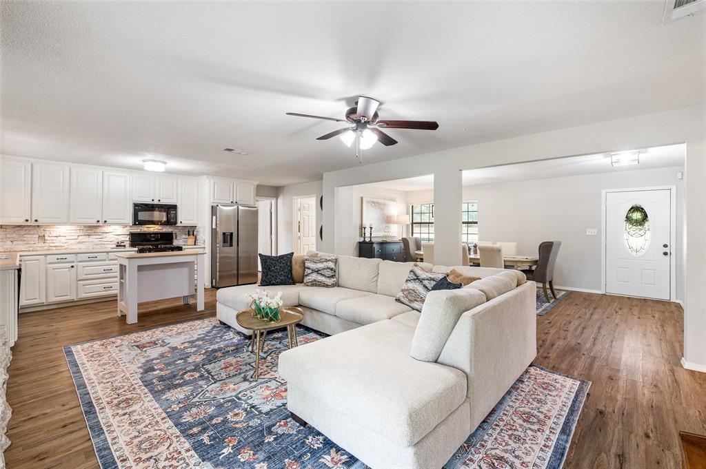 615 Stonecrest Road Argyle, TX 76226 - Photo 7 of 27