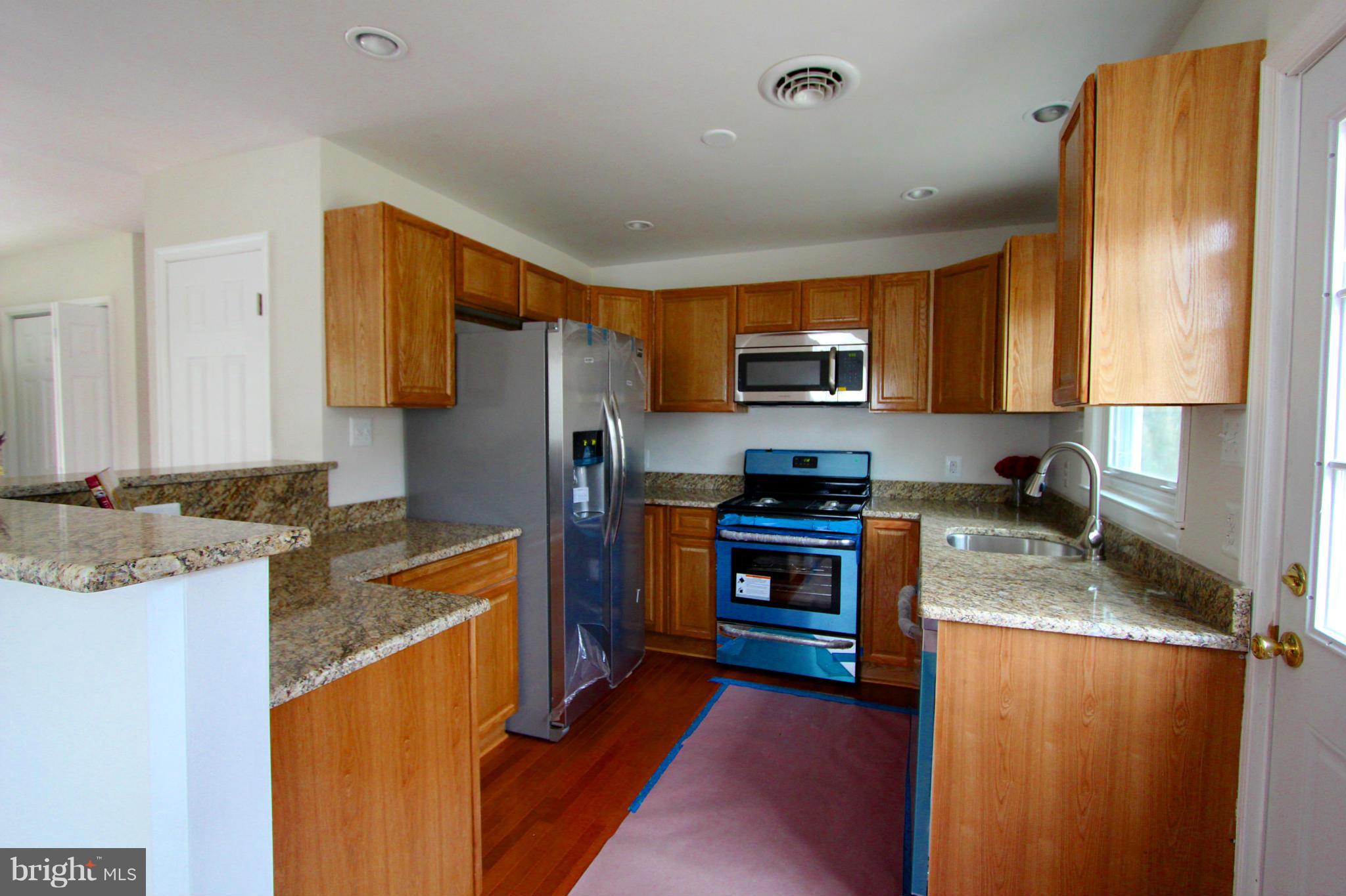10639 Old Colchester Road Lorton, VA 22079 - Photo 7 of 29 Kitchen