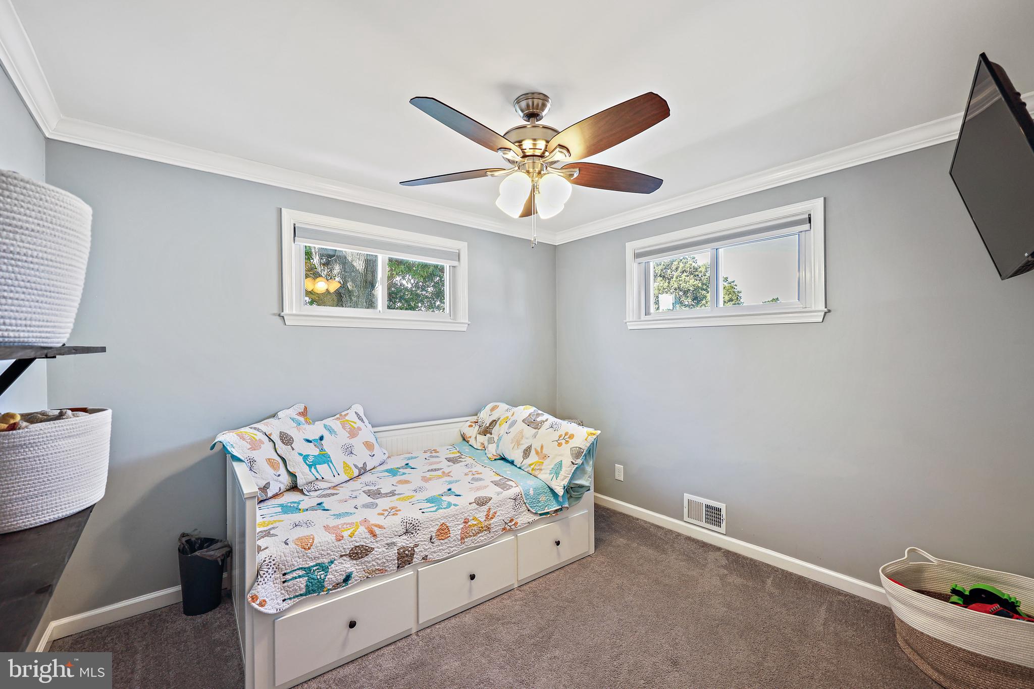 323 Savannah Road Essex, MD 21221 - Photo 12 of 28 Gallery Image 12