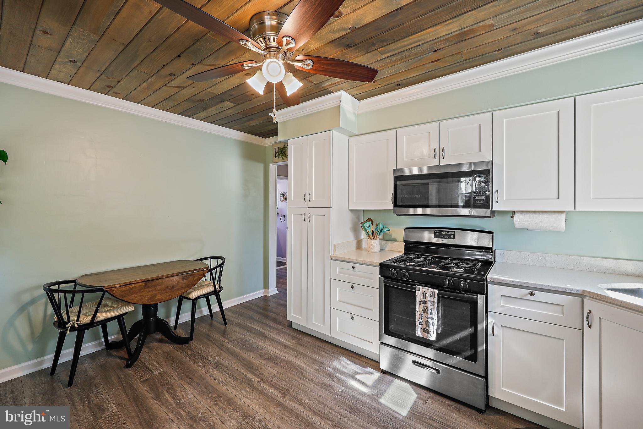 323 Savannah Road Essex, MD 21221 - Photo 7 of 28 Gallery Image 7