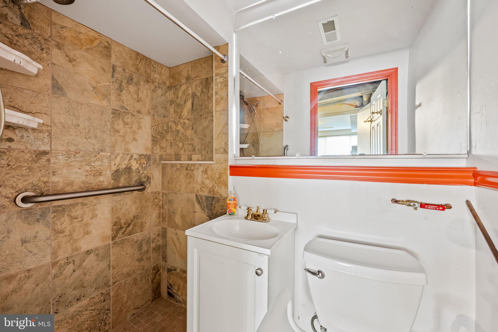 916 Prestwood Road Baltimore, MD 21228 - Photo 12 of 13