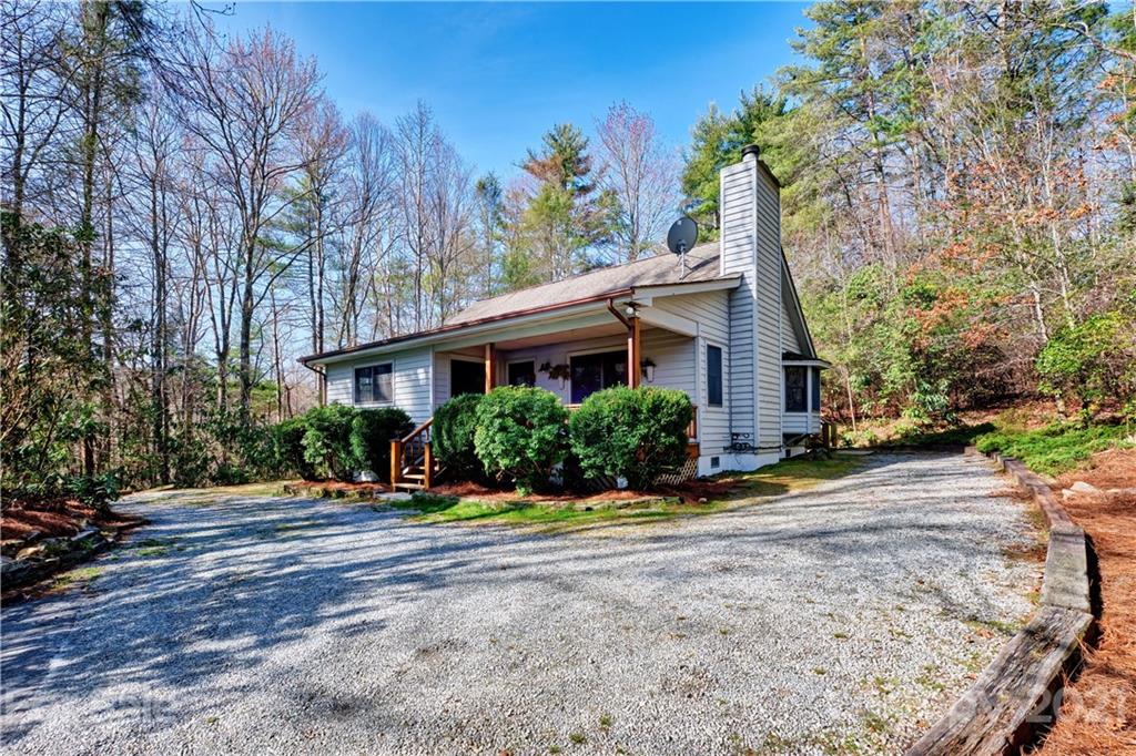 33 Tower Road, Unit 131/1 Sapphire, NC 28774 - Photo 1 of 17 Gallery Image 1