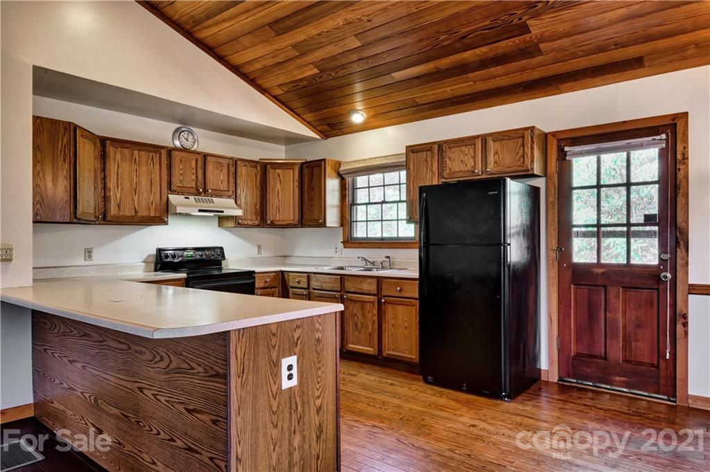 33 Tower Road, Unit 131/1 Sapphire, NC 28774 - Photo 5 of 17 Gallery Image 5