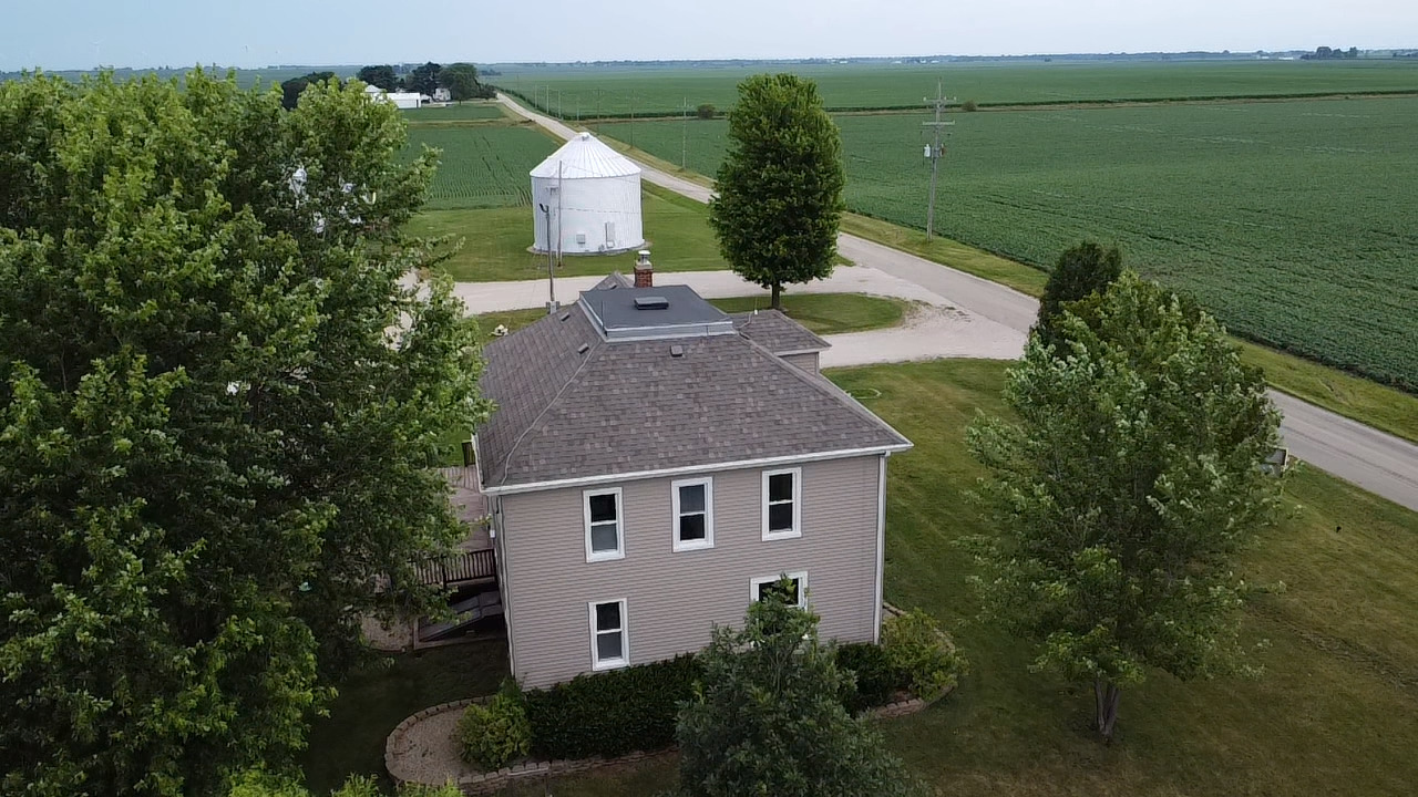 4731 East 10th Road Earlville, IL 60518 - Photo 2 of 23