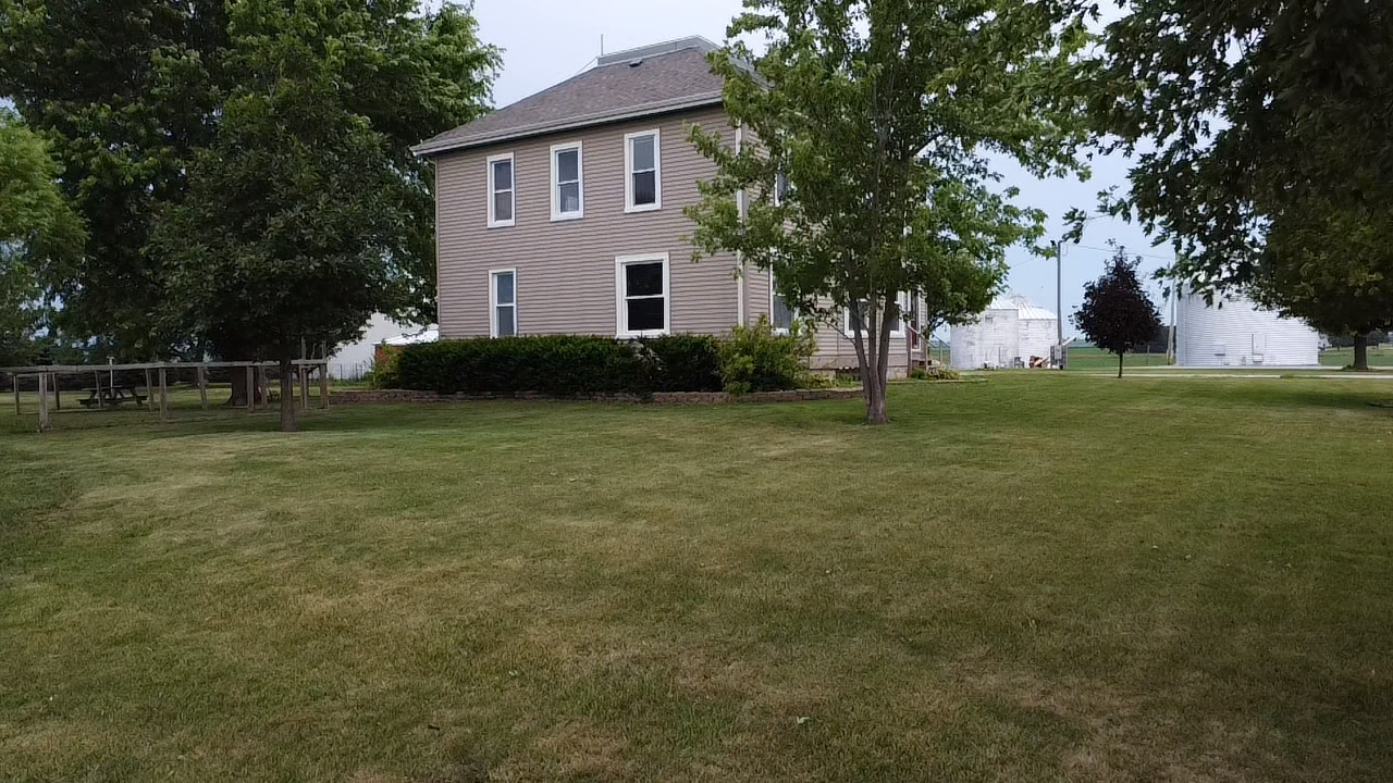 4731 East 10th Road Earlville, IL 60518 - Photo 3 of 23