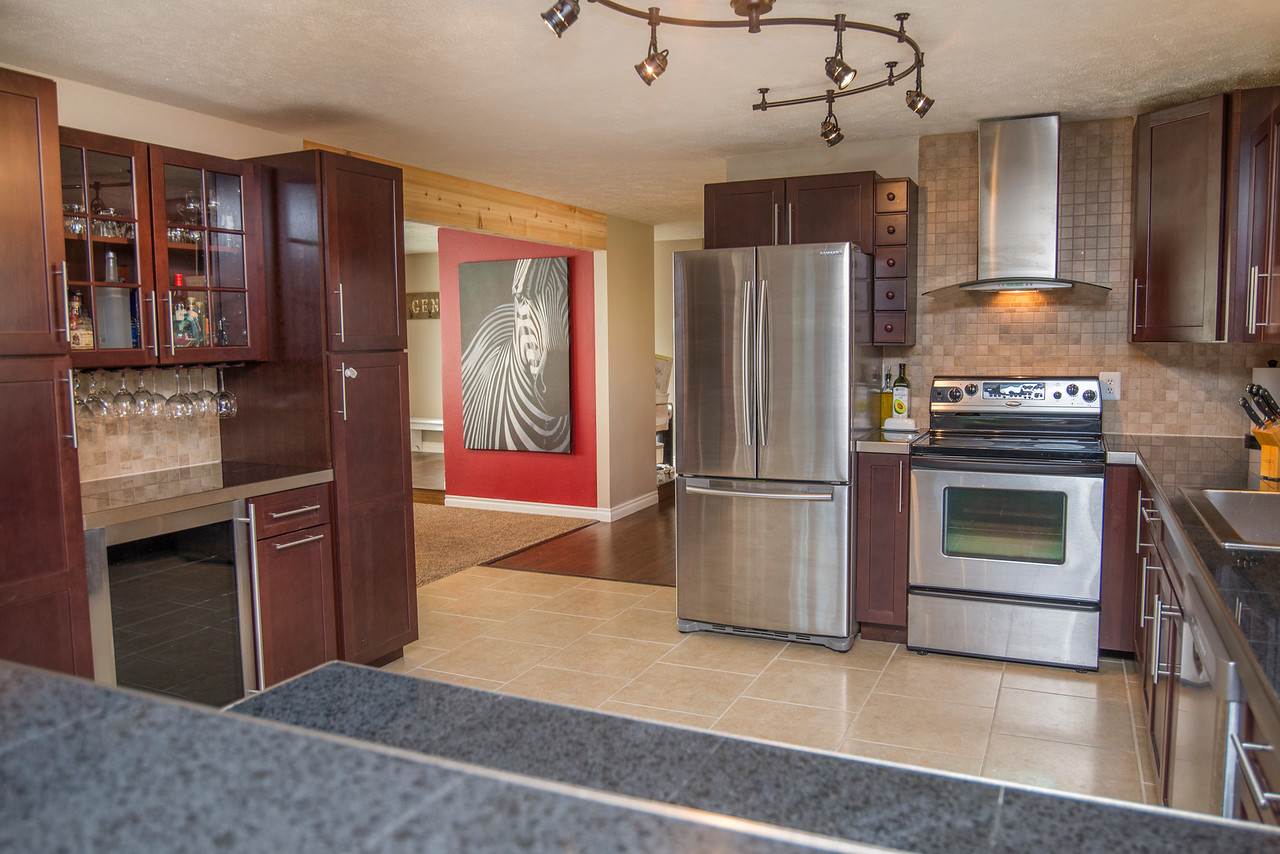 1423 South Dyer Road Spokane Valley, WA 99212 - Photo 3 of 20 Gallery Image 3