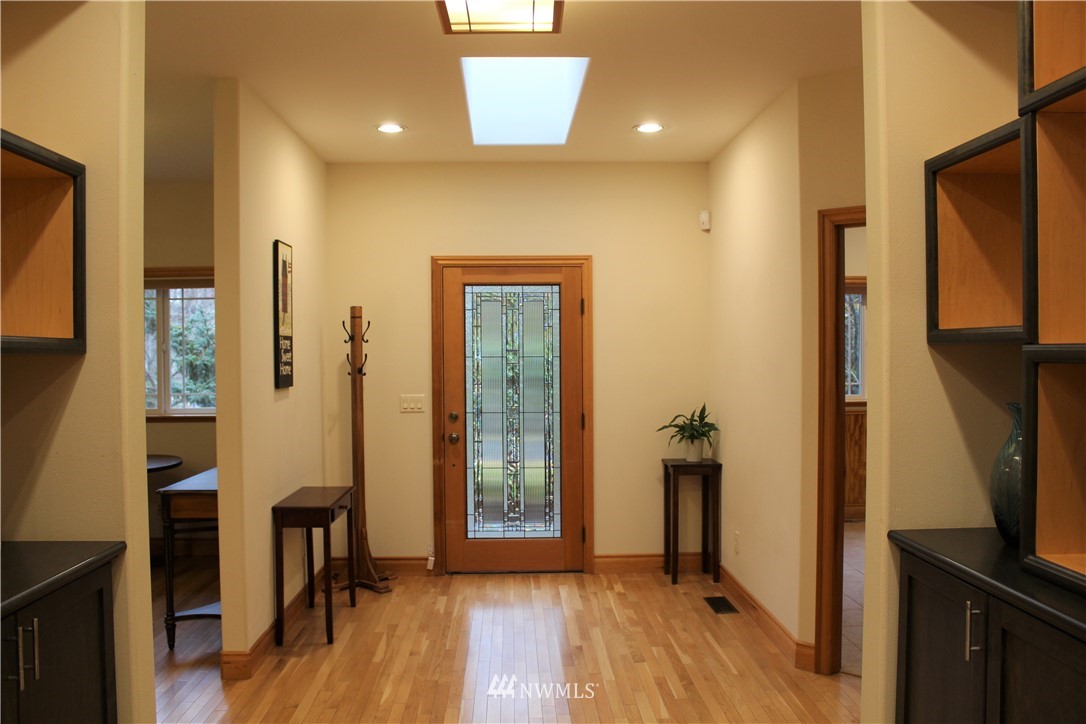 8823 Goshawk Road Blaine, WA 98230 - Photo 2 of 28 Gallery Image 2