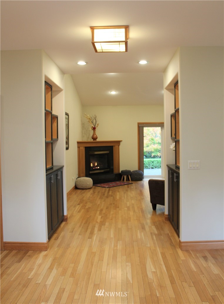 8823 Goshawk Road Blaine, WA 98230 - Photo 3 of 28 Gallery Image 3