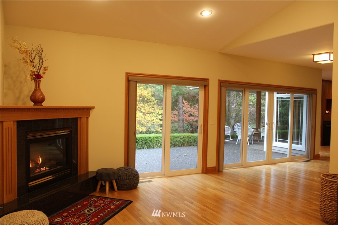 8823 Goshawk Road Blaine, WA 98230 - Photo 4 of 28 Gallery Image 4