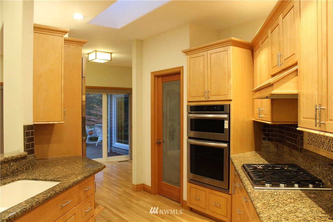 8823 Goshawk Road Blaine, WA 98230 - Photo 5 of 28 Gallery Image 5