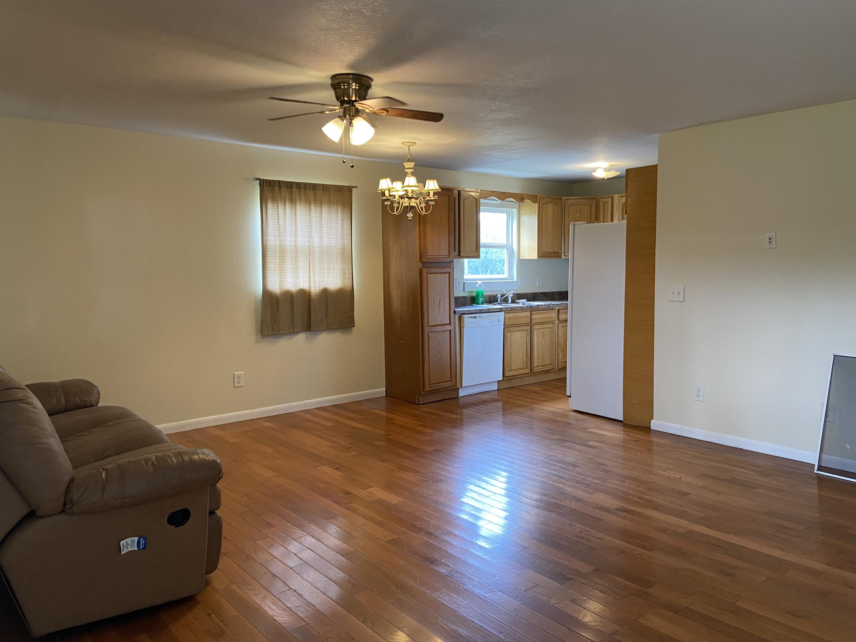 350 Sievers Road Pikeville, TN 37367 - Photo 16 of 29 IMG_4275