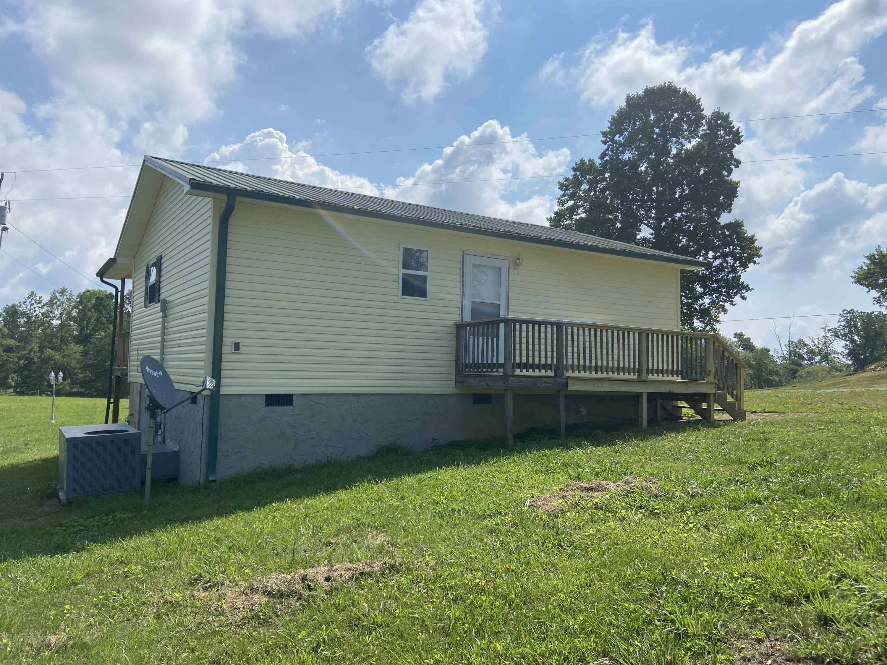 350 Sievers Road Pikeville, TN 37367 - Photo 5 of 29 IMG_4266