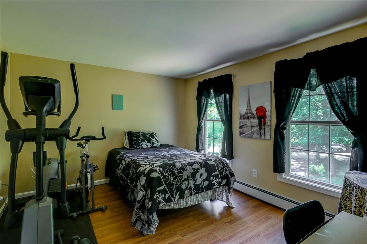 73 Ridge Road Deerfield, NH 03037 - Photo 19 of 40