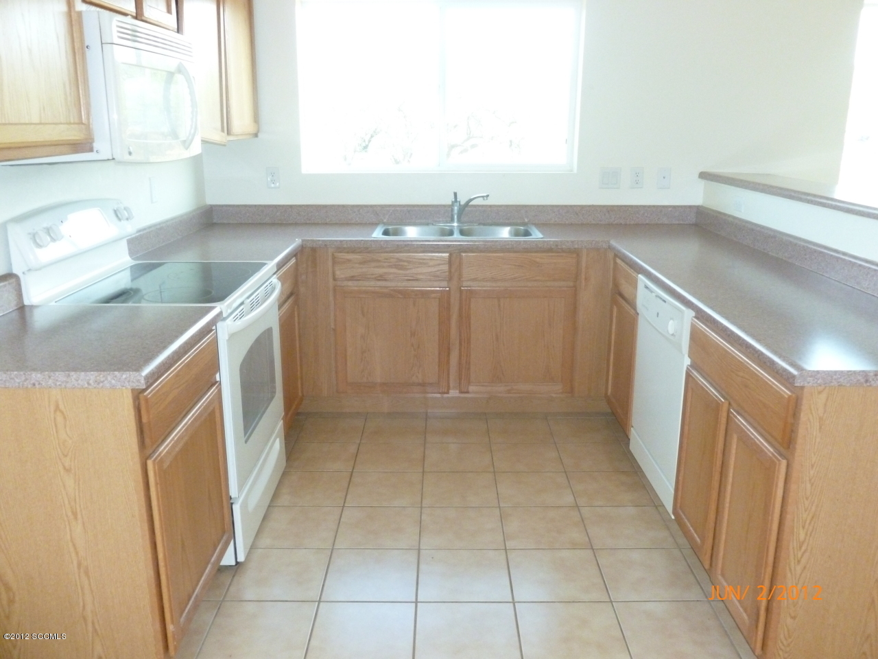 160 Loa Court Rio Rico, AZ 85648 - Photo 5 of 14