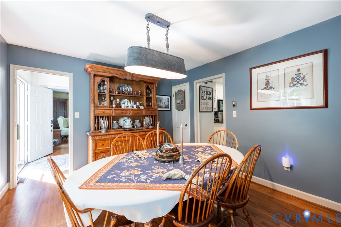 11766 Five Forks Road Farmville, VA 23901 - Photo 15 of 50 a view of a dining room with furniture