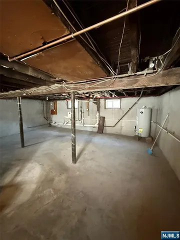 $2,200 | 172 Humboldt Street, East Rutherford, NJ 07073