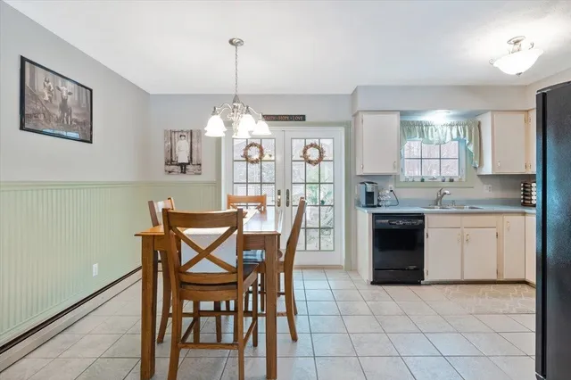 $445,500 | 21 Kim Lane, Milton, VT 05468