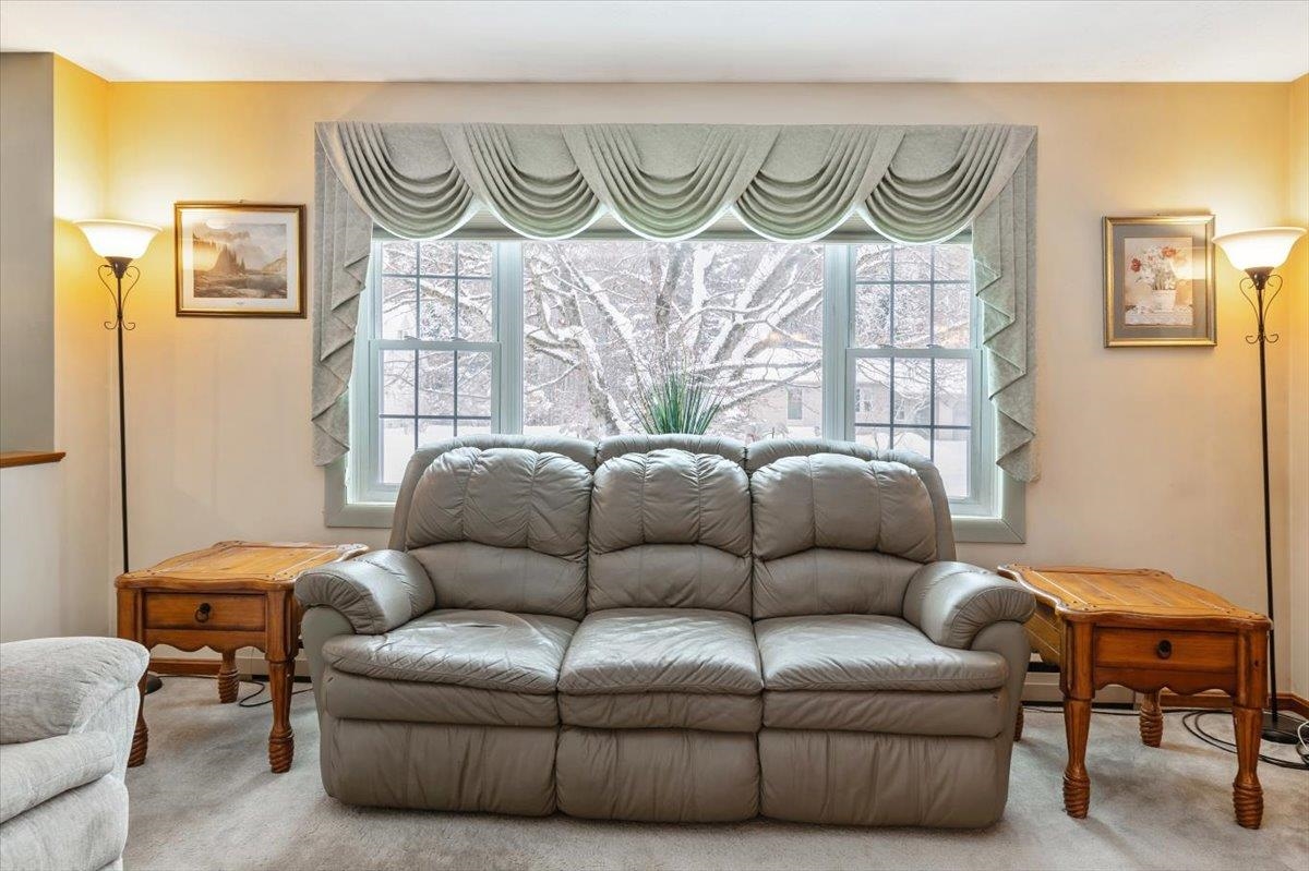 21 Kim Lane Milton, VT 05468 - Photo 4 of 29