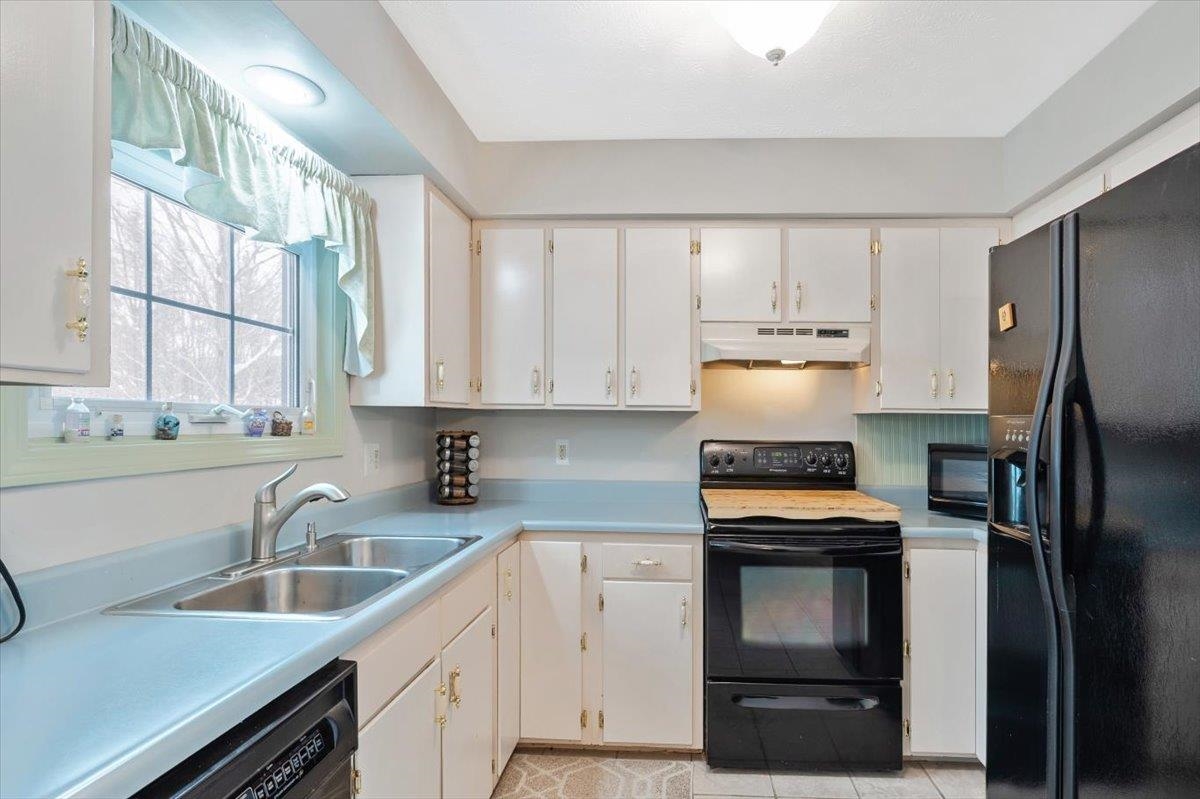 21 Kim Lane Milton, VT 05468 - Photo 10 of 29