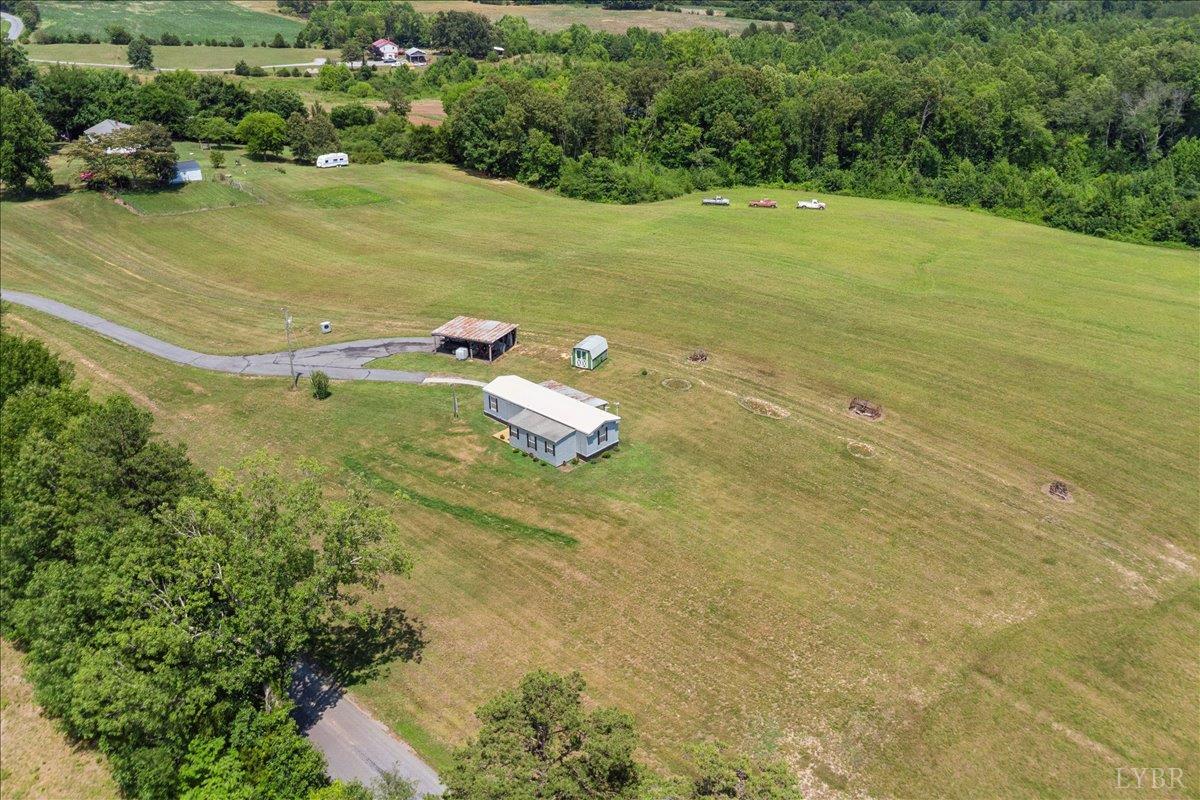 1606 Mt Calvary Road Brookneal, VA 24528 - Photo 34 of 43