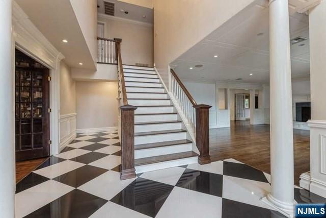 166 Churchill Road Tenafly, NJ 07670 - Photo 4 of 50