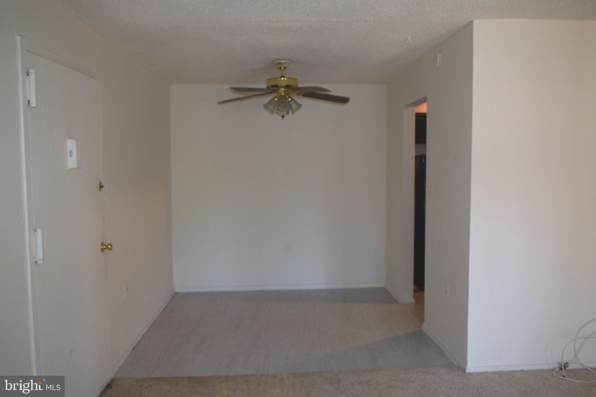 3813 Swann Road, Unit 101 Suitland, MD 20746 - Photo 5 of 14 Dining room