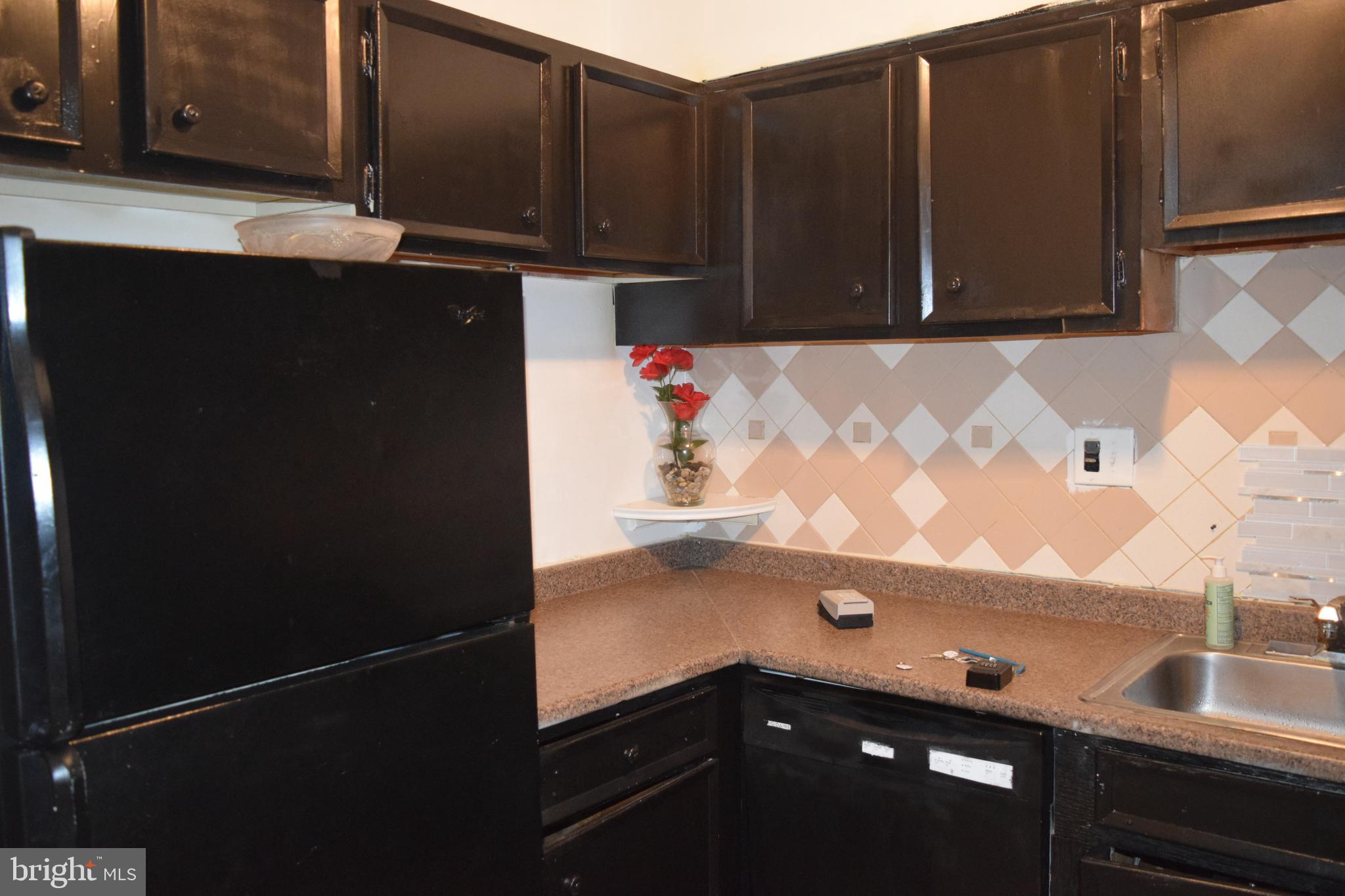 3813 Swann Road, Unit 101 Suitland, MD 20746 - Photo 7 of 14 Kitchen