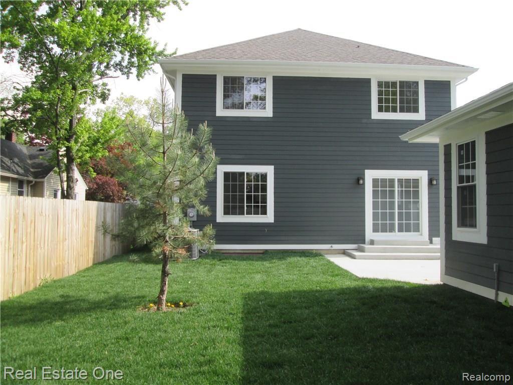 57 Maywood Avenue Pleasant Ridge, MI 48069 - Photo 33 of 44 IMG_0083.jpg